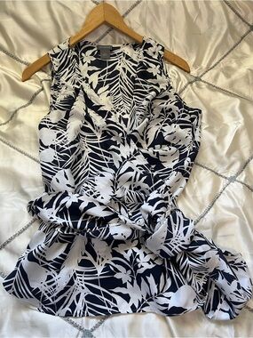 Ann Taylor Blue and White Tropical Print Wrap Top